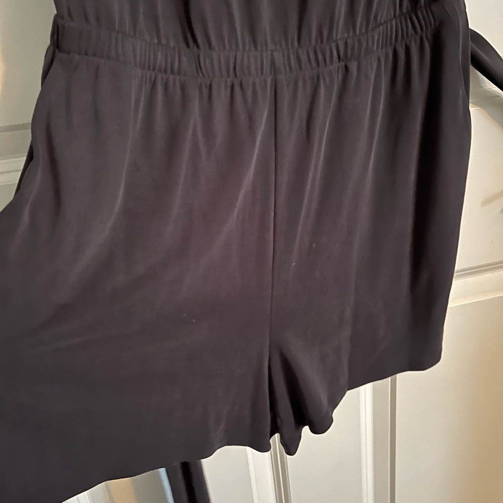 Romper - Picture 2 of 4